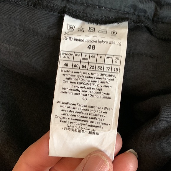 Charcoal gray Gerry Webber simple pant. Size 18 - Picture 4 of 7